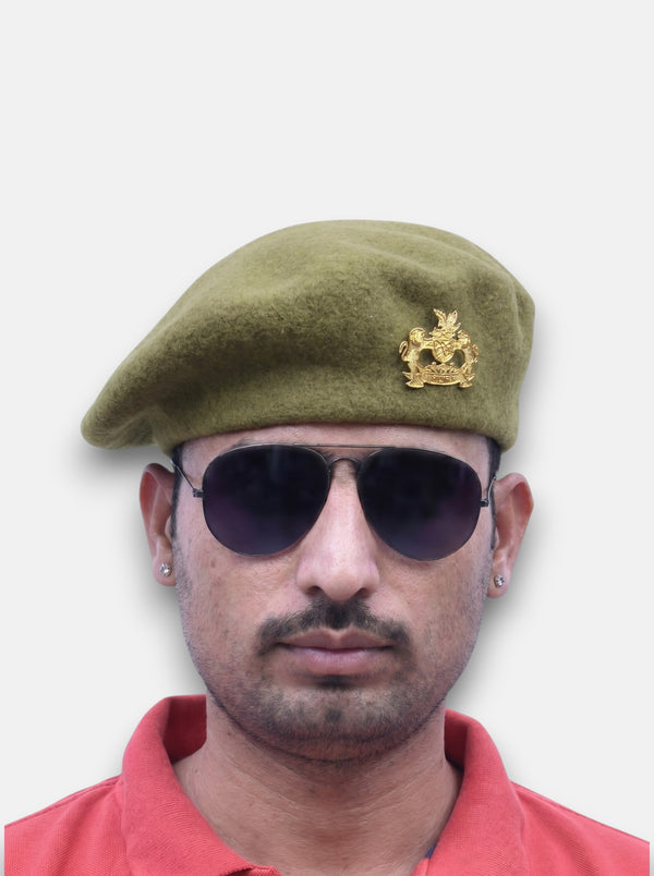 Default khakhi beret cap sodha lobo in wool worn at an angle, featuring a gold emblem