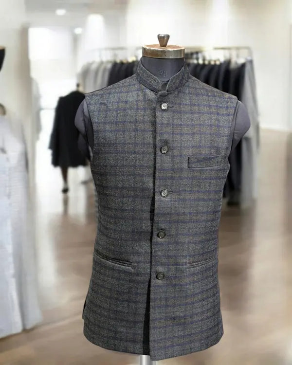 Modern Marwar Mens Wedding Koti in stylish check pattern with a Mandarin collar and button closure