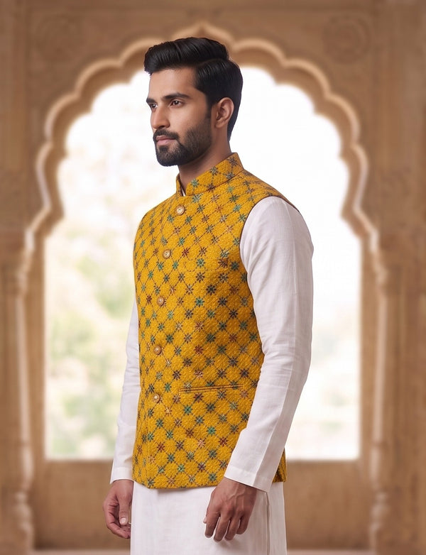 Men's yellow SPAADAA KOTI-FF-1 in cotton fabric, shown from the side angle